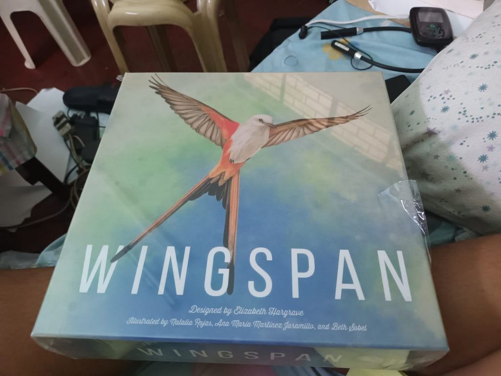 New to Wingspan and loving it! Butwhat are we supposed to use these  little plastic containers for? : r/wingspan